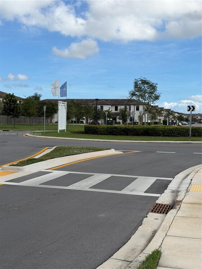 Building Photo - 12848 SW 232nd Ter