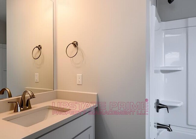 Building Photo - 610 Poinsett Bridge Wy