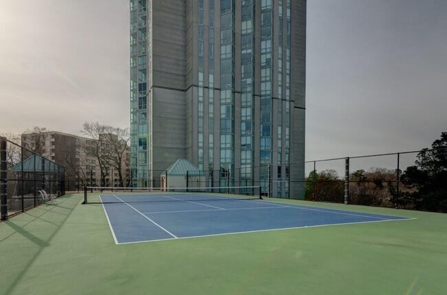 Building Photo - 2870 Pharr Ct S Northwest