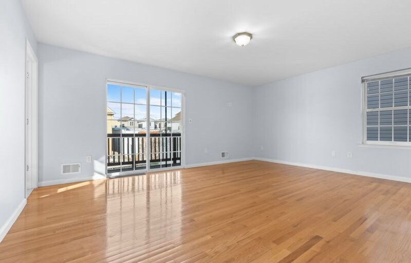 Building Photo - 25 Christine St