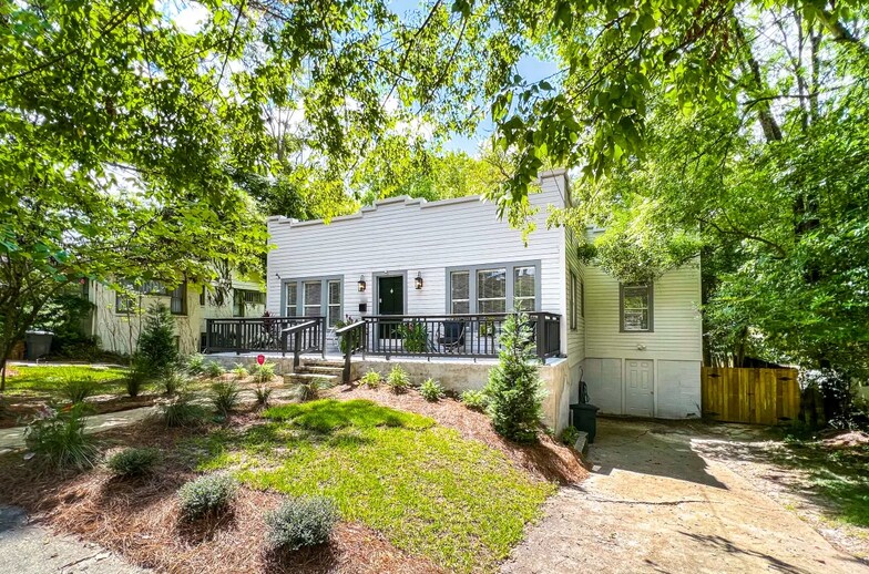 Building Photo - 1117 Kenwood Pl