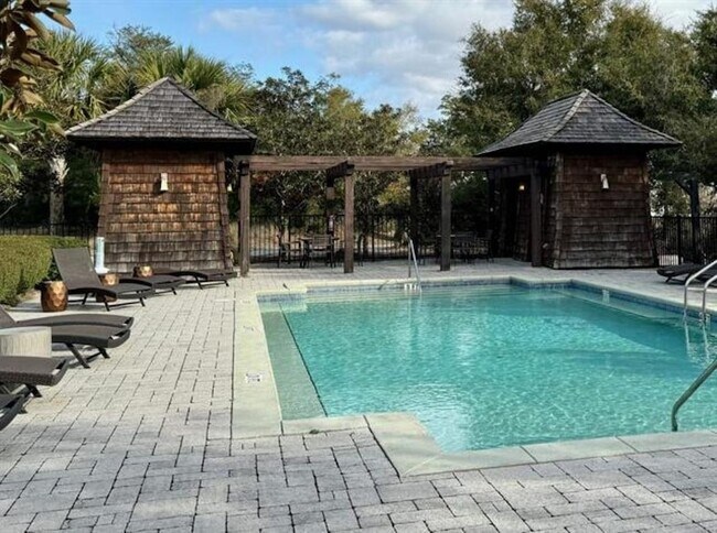 Building Photo - 3541 Sanctuary Dr