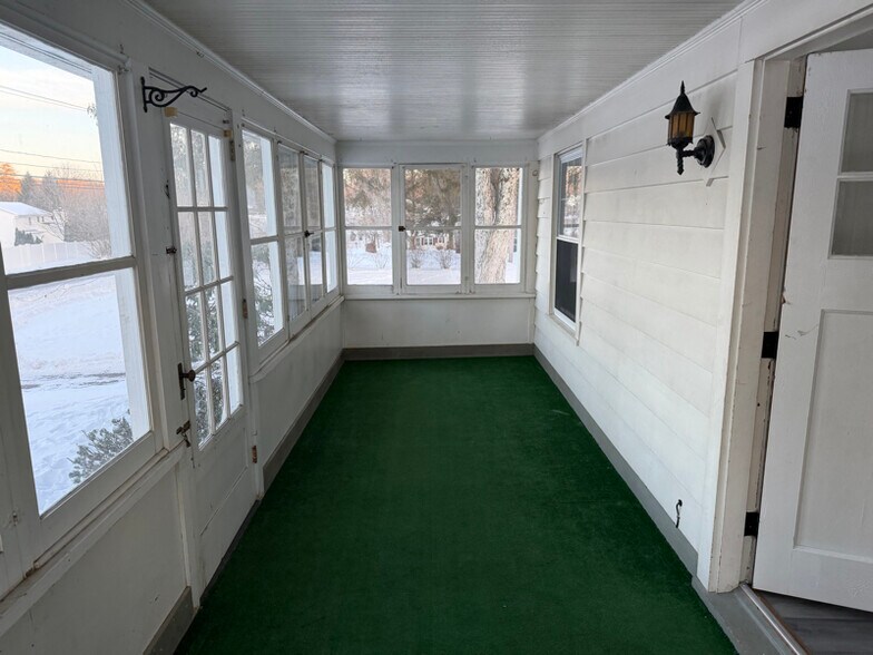 Building Photo - 236 Glenmont Rd