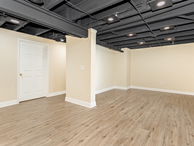 Building Photo - 2494 Stoughton Cir