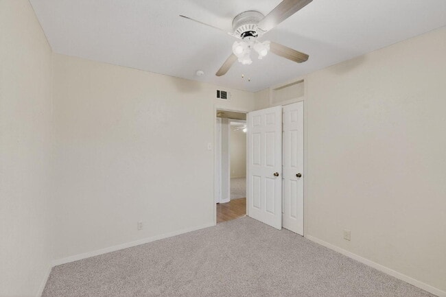 Building Photo - Charming 3-Bed Near TCU