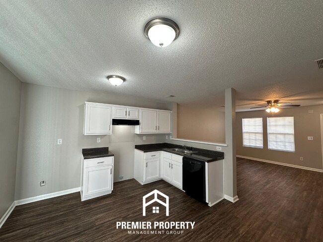 Building Photo - Spacious 3BR Cordova Home with Hardwood Floors, Garage & Fenced Yard