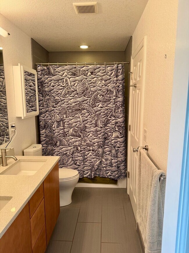 Building Photo - Spacious 4-Bedroom House Near Open Space in Heatherwood, Boulder