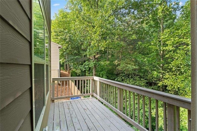 Building Photo - 113 Oakview Passage