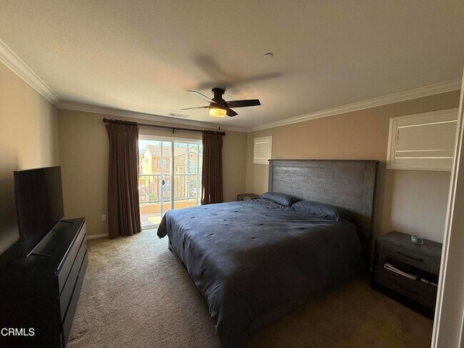 Building Photo - 2967 Palmera Ln