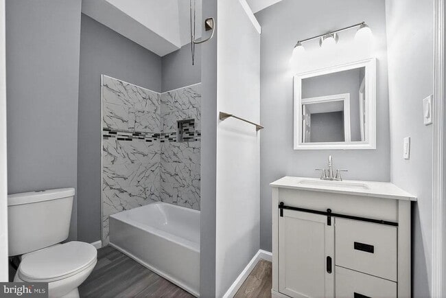 Building Photo - 1333 S Newkirk St