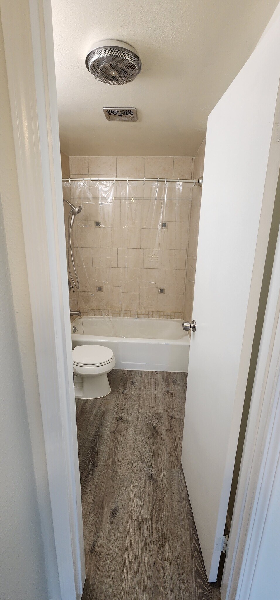 Building Photo - 17301 NE 45th St