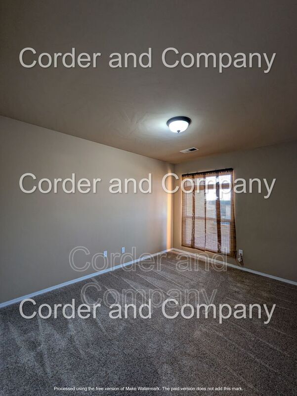 Building Photo - 940 Sellers Dr NE