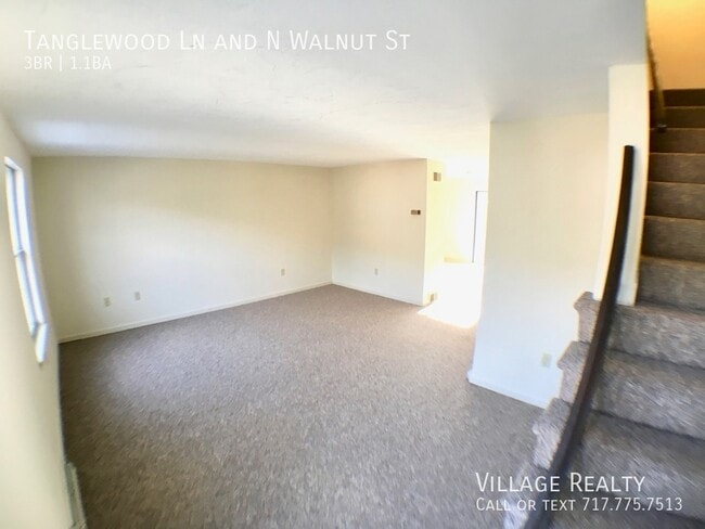 Building Photo - 410 Tanglewood Ln