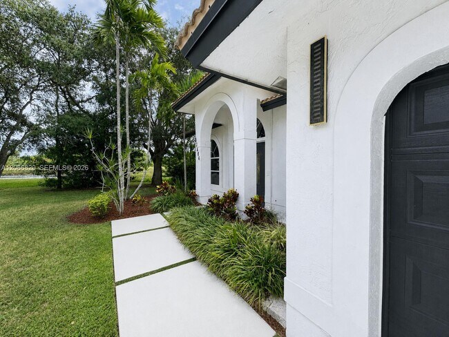Building Photo - 12484 SW 1st St
