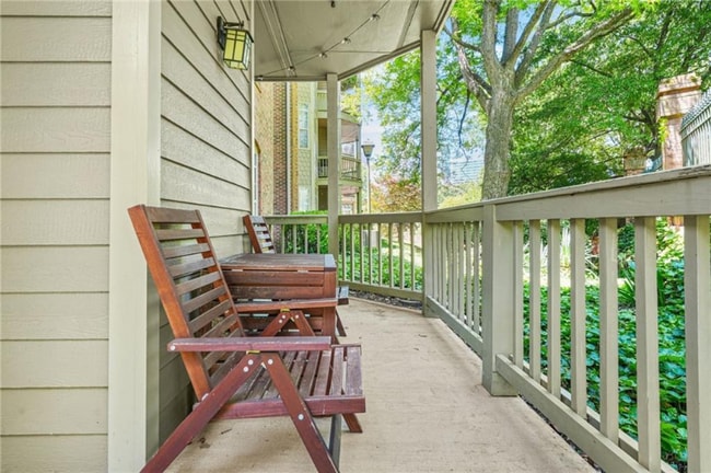 Building Photo - 539 McGill Park Ave NE