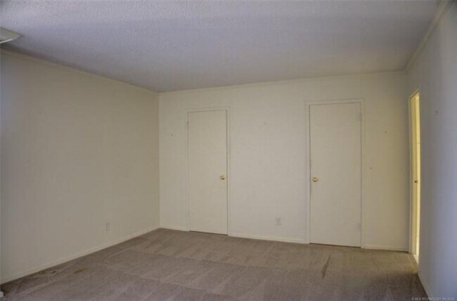 Building Photo - Adorable 2 bed 2 bath in historic Liberty Tower