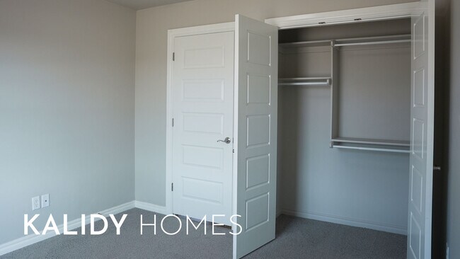 Building Photo - 5216 Bing Cir