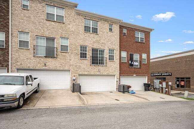 Building Photo - 2118 Middle Tennessee Blvd