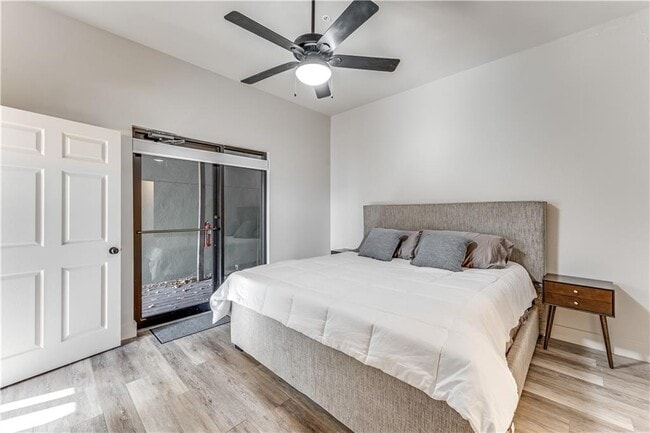 Building Photo - 1723 N Chestnut Ave