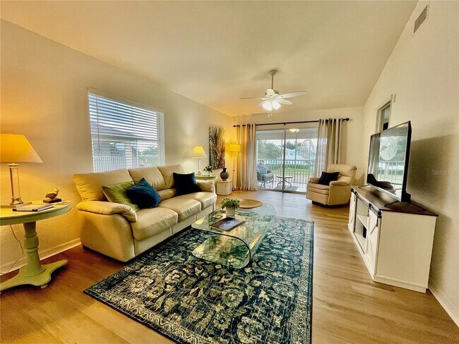 Building Photo - 5800 Sabal Trace Dr
