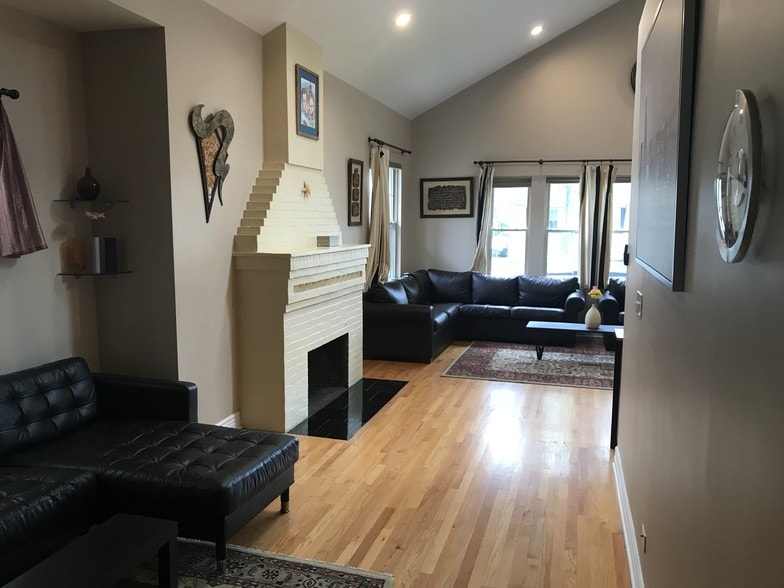 1 floor open floor - 4545 Lawndale Ave