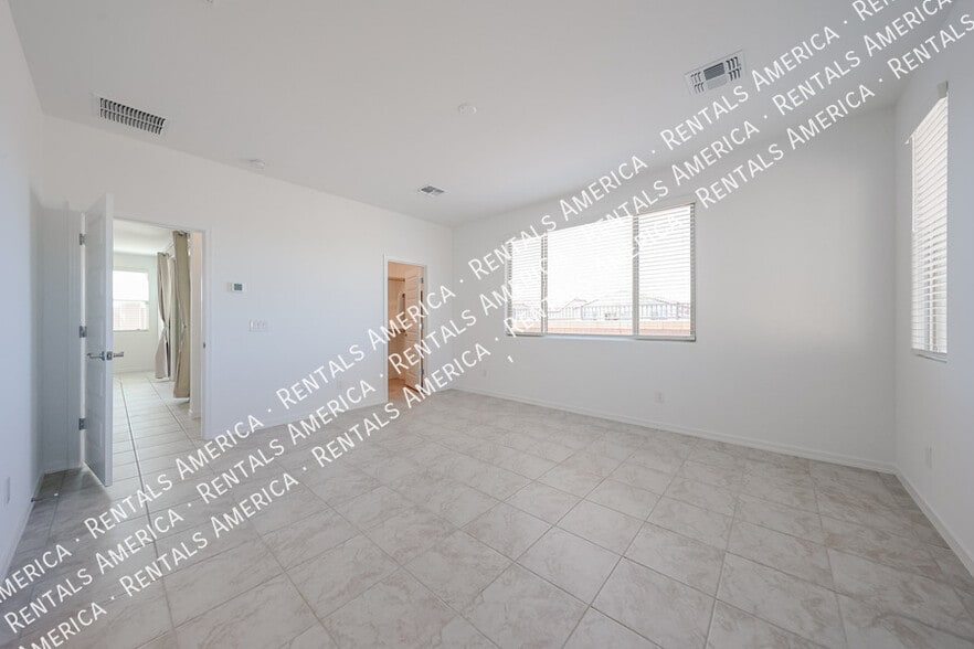 Building Photo - 25426 N 148th Dr