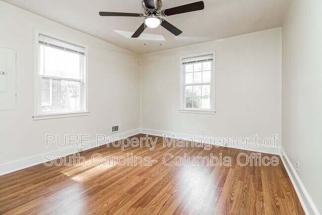 Building Photo - 2308 Manse St