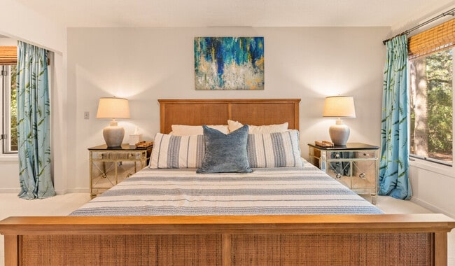 Building Photo - 2415 The Haul Over