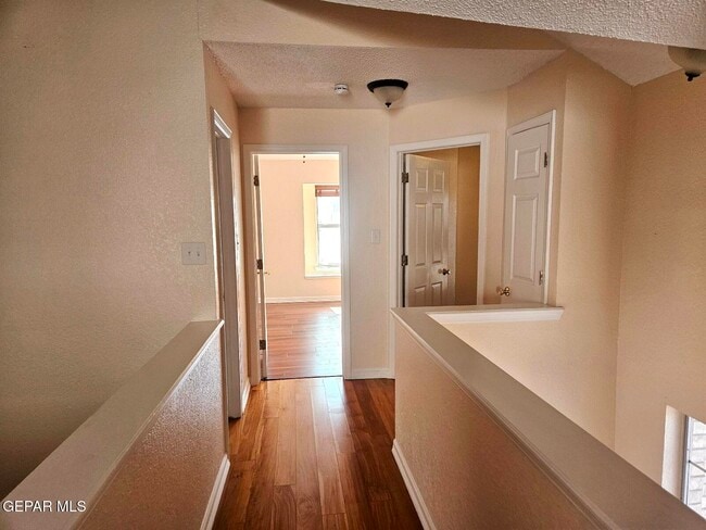 Building Photo - 11235 Kachina Dr