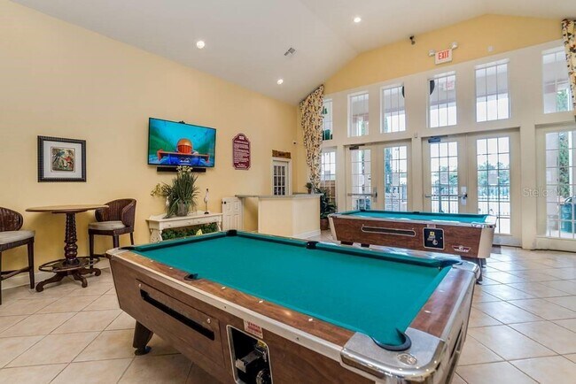 Building Photo - 4600 Yellowgold Rd W