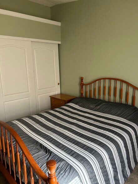 Building Photo - 2461 Aldermont Ct