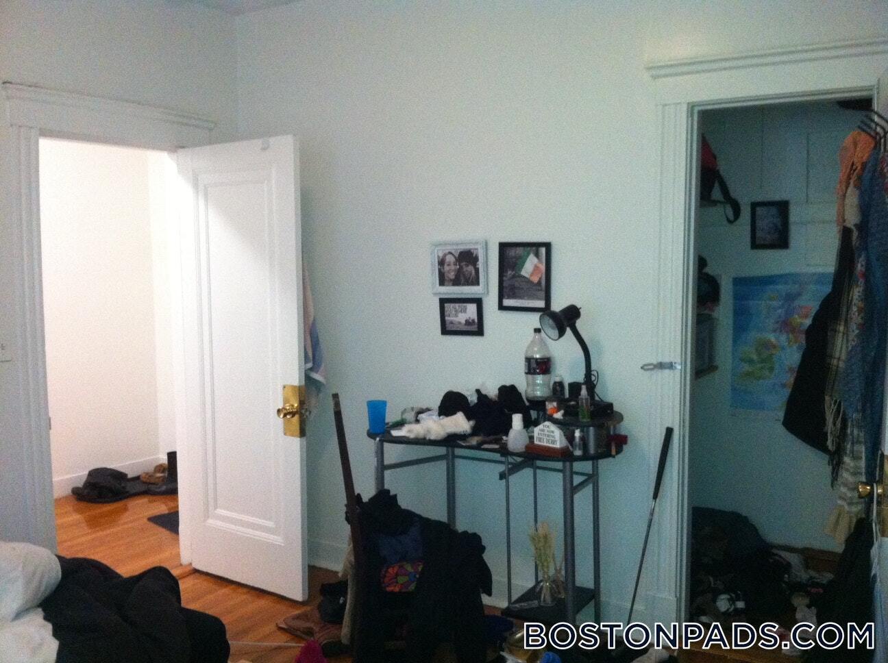 Building Photo - 95 Park Dr