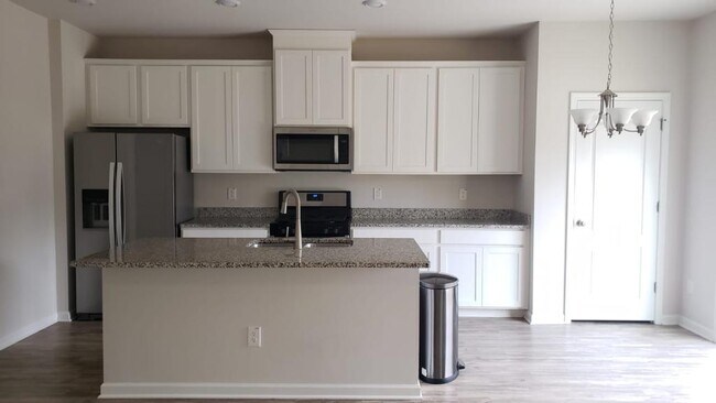 Building Photo - 2944 Lake Barkley Way