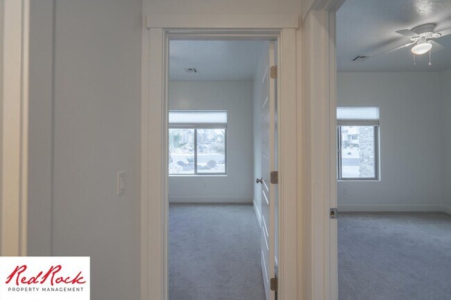 Building Photo - Comfort, Space & Style with a 3-Car Garage Small Dog Friendly!