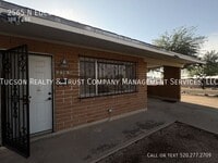 Building Photo - 2565 N Euclid Ave