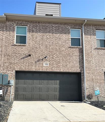 Building Photo - 5720 Lakeview Dr