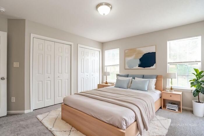 Building Photo - 2428 Fairstone Ave