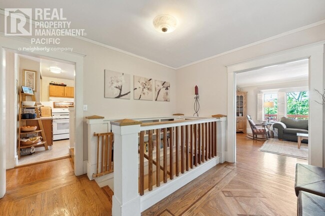 Building Photo - Beautiful North Berkeley Craftsman with Bay View