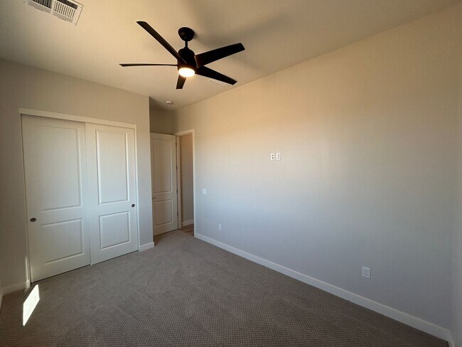 Building Photo - 23175 W Skinner Rd