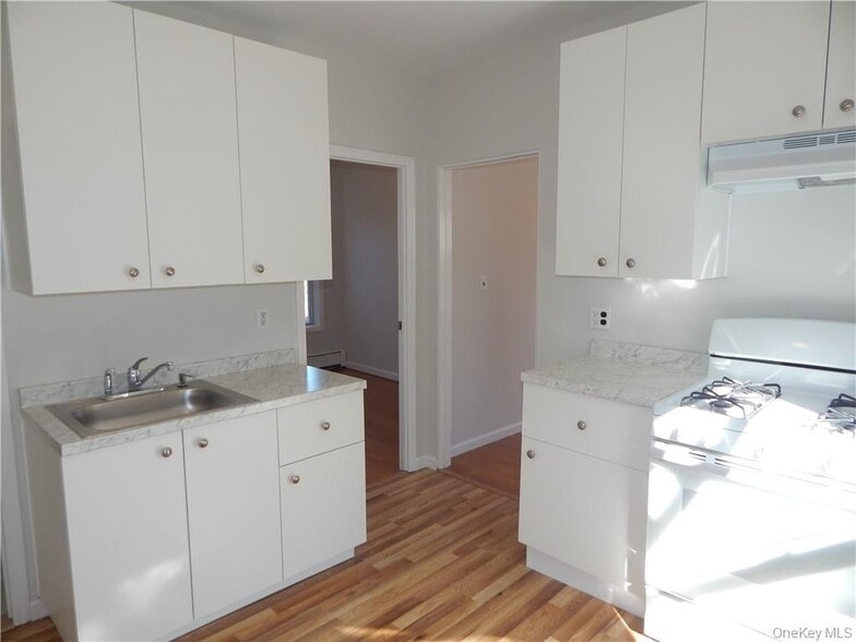 Building Photo - 5 John St