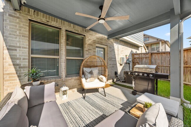 Building Photo - 15850 Black Grouse Dr