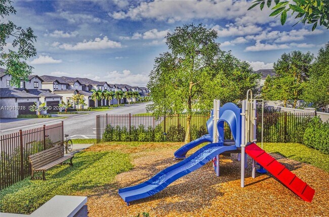 Building Photo - 4941 Oakmont Dr