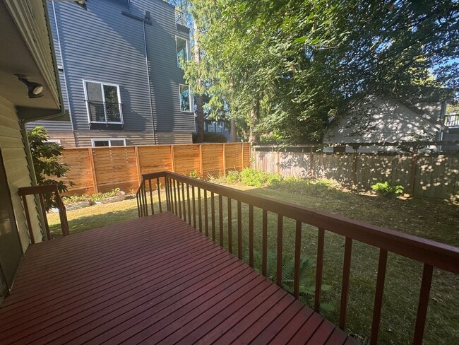 Building Photo - 3bd/1.75ba Seattle Home