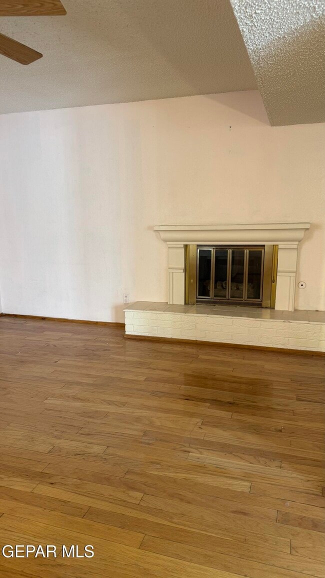 Building Photo - 10613 Springwood Dr