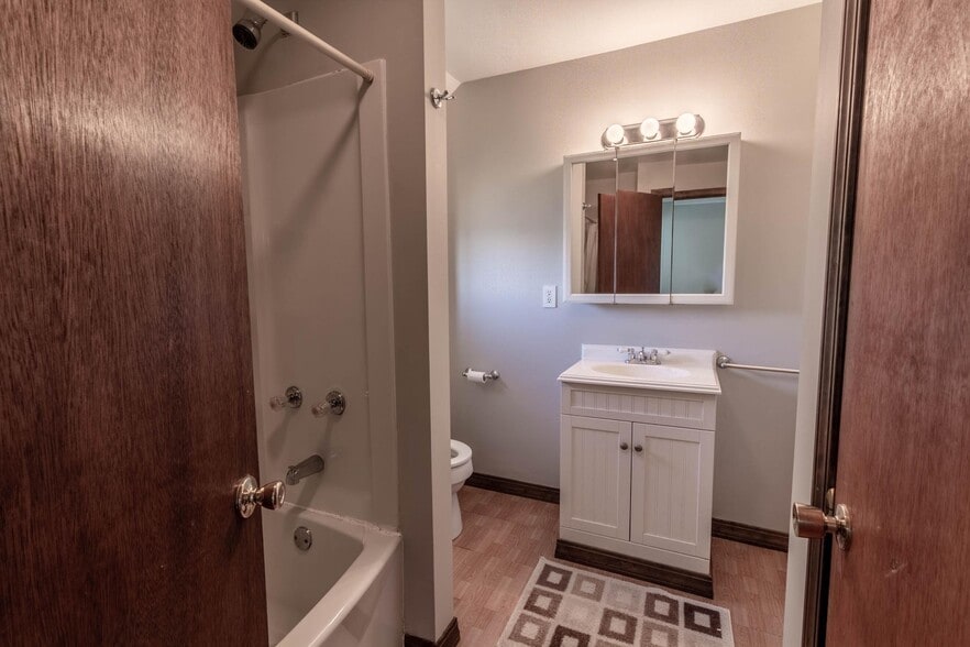 Building Photo - 393 N Colorado Ave