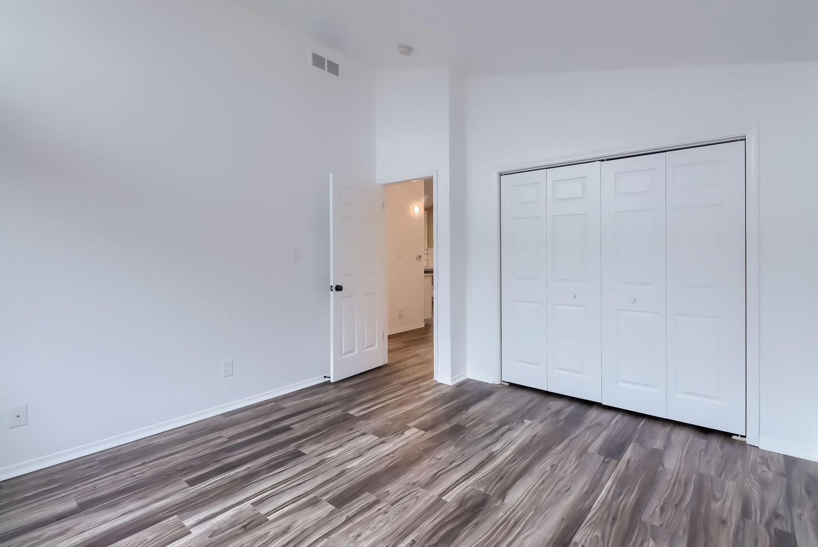 Building Photo - 5357 S Prescott St