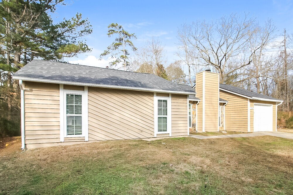 Building Photo - 2564 Snake Ct