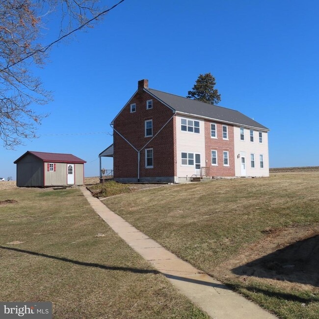Primary Photo - 1410 Gillan Dr