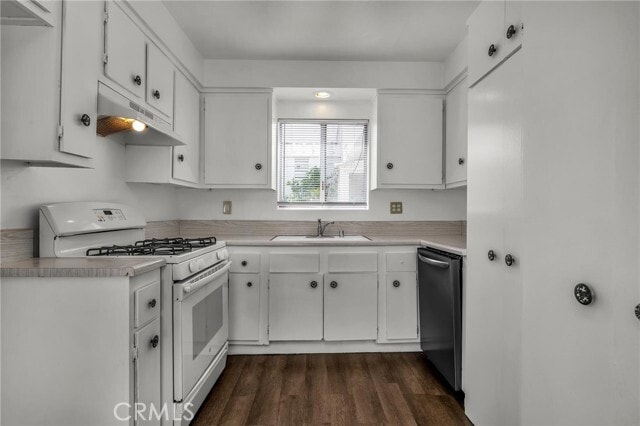 Building Photo - 2818 W 235th St