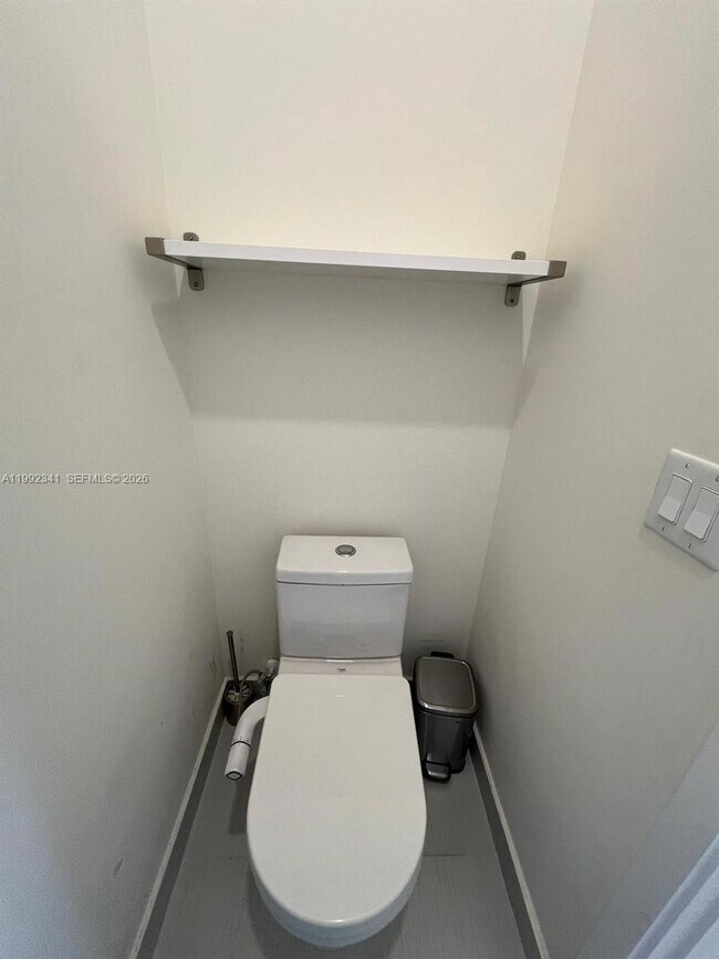 Building Photo - 10355 NW 66th St